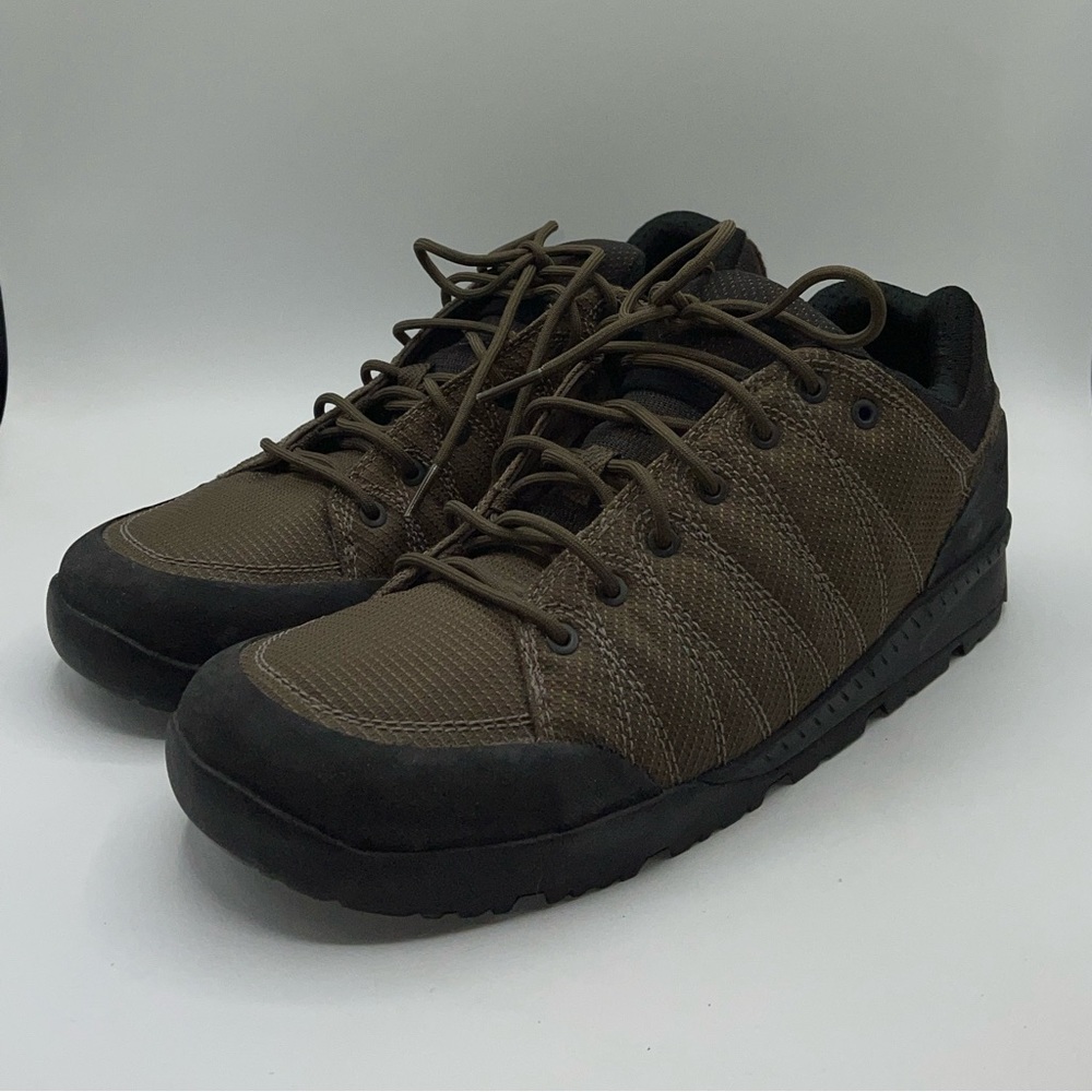 Danner Melee 3” Canteen Brown/Black Shoes Men's Size 12